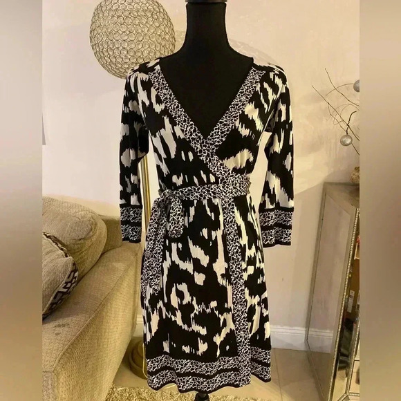 Diane von furstenberg wrap silk dress size 0 - Picture 1 of 7